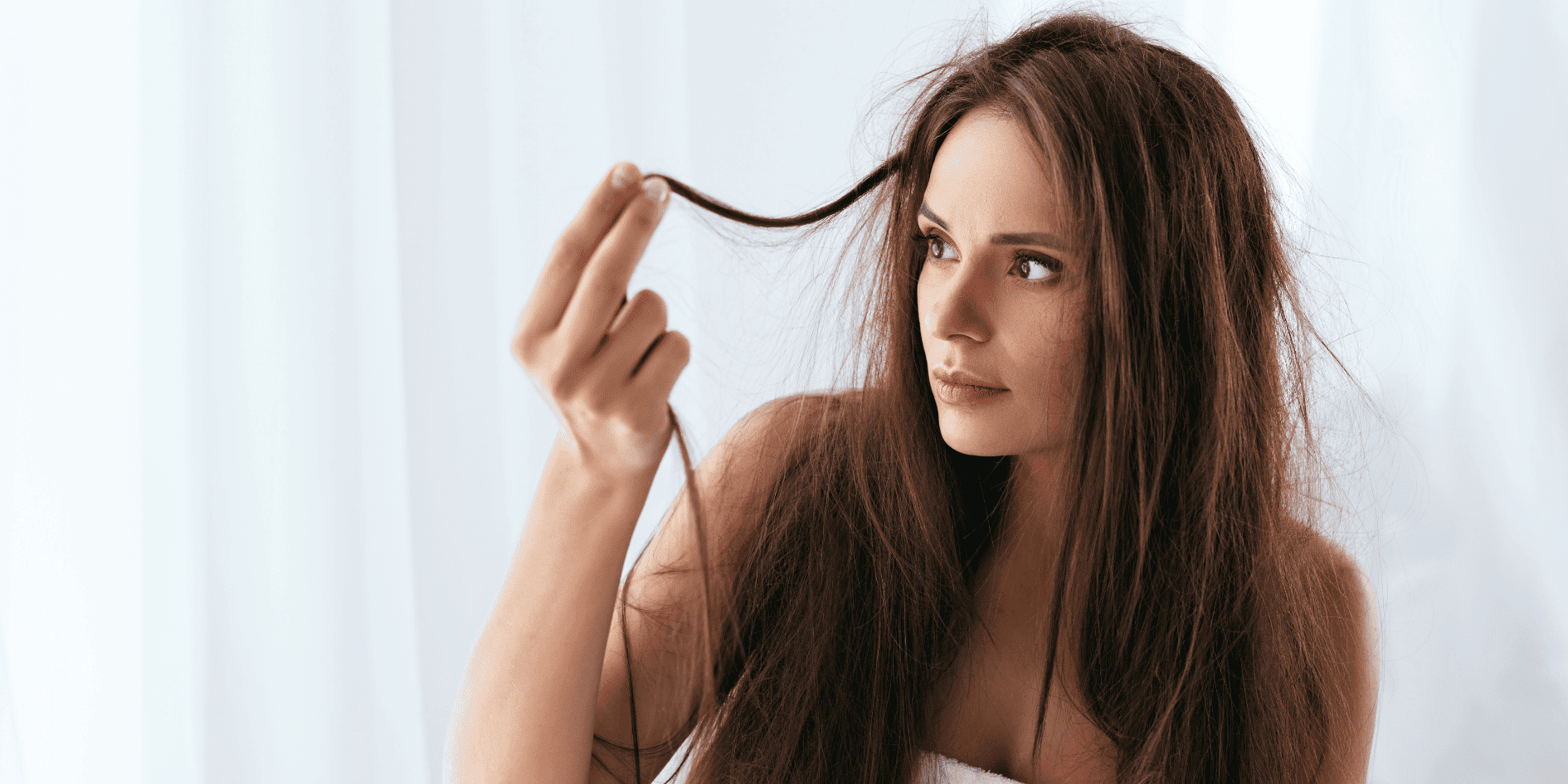 ¿Te molestan los baby hairs porque se esponjan y crees que un antifrizz o alisar el cabello es la solución?